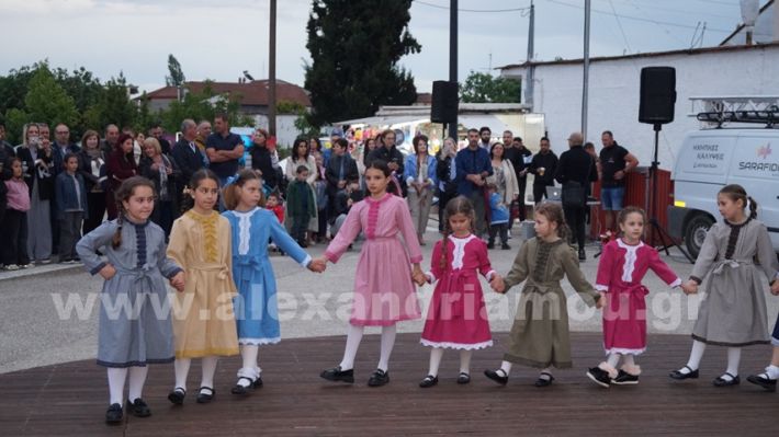 www.alexandriamou.gr_panigiri_kirilloumethodiou_xoroi12.5DSC09732