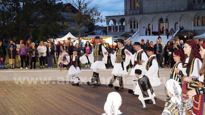www.alexandriamou.gr_panigiri_kirilloumethodiou_xoroi12.5DSC09817