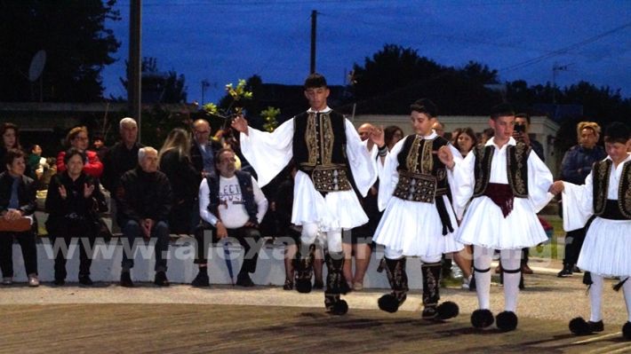 www.alexandriamou.gr_panigiri_kirilloumethodiou_xoroi12.5DSC09841