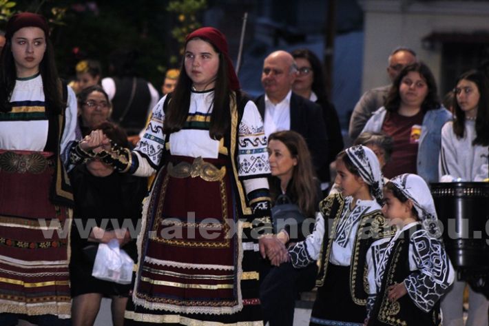 www.alexandriamou.gr_panigiri_kirilloumethodiou_xoroi12.5IMG_9666