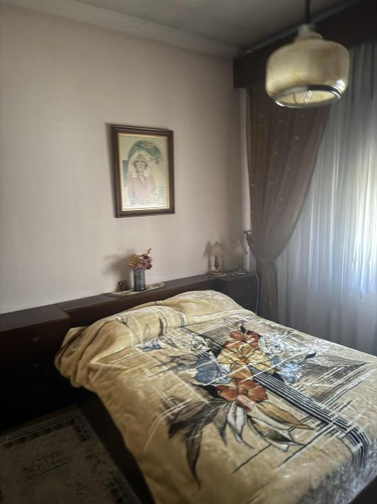 bf12d00c-1b89-4cec-8a29-f36750691629