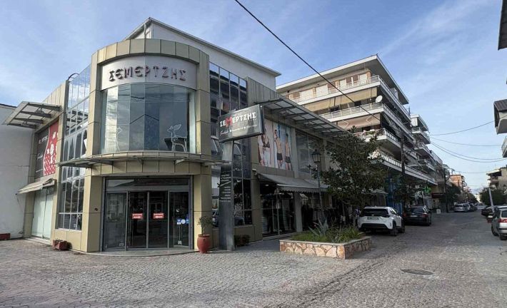 d70b58e8-a382-4125-bdfe-61023da90d59