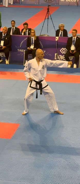 Screenshot_2026-04-26-18-47-10-568_com.miui.gallery