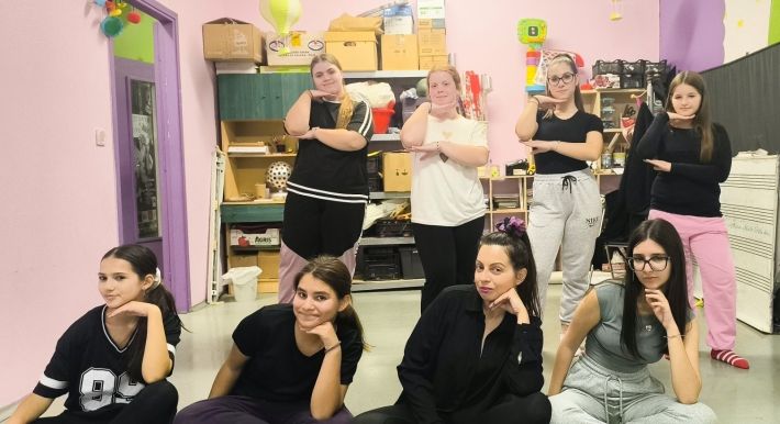 000431d4-4ac6-4d3e-afec-0daf82c8eaa5