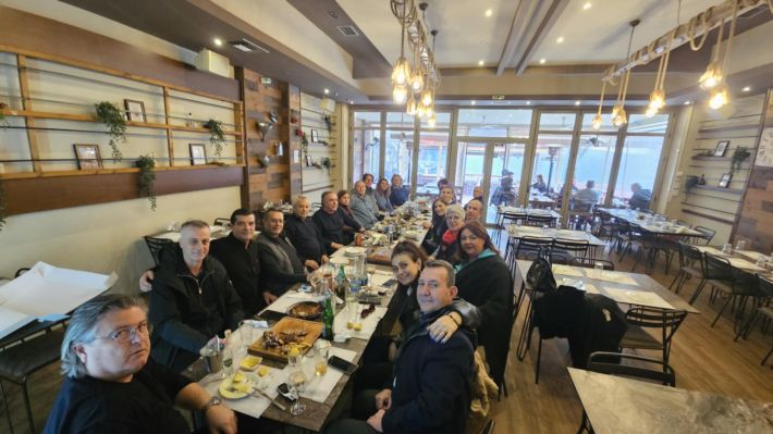 407fa960-b260-4898-b9a5-ca4c5cc40403