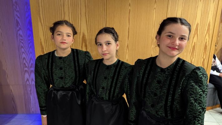 PXL_20260415_170328622.MP