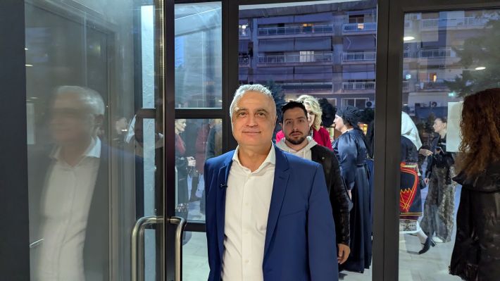 PXL_20260415_172127565.MP