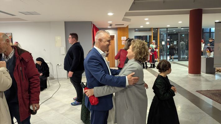 PXL_20260415_172522406.MP