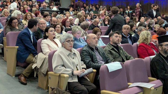 PXL_20260415_174247489.MP