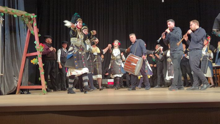 PXL_20260415_184516214