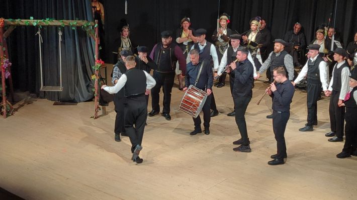 PXL_20260415_184923127