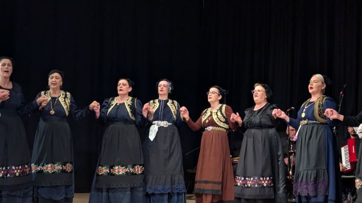 PXL_20260415_185227069