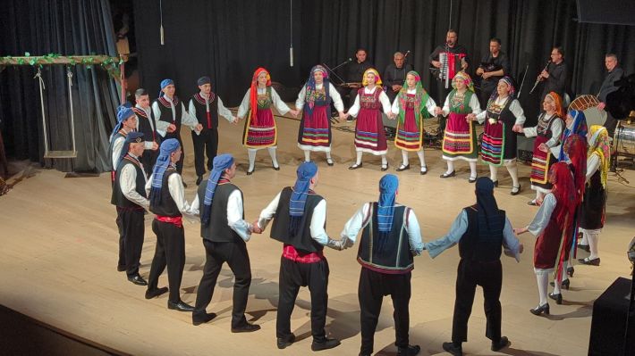 PXL_20260415_190341377