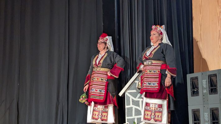 PXL_20260415_192657571