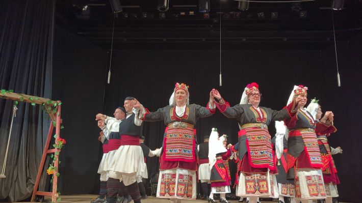 PXL_20260415_192944808