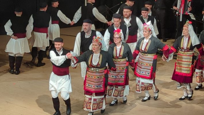 PXL_20260415_193740728