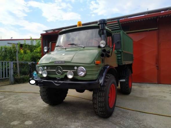 Πωλείται γεωργικό όχημα τύπου Unimog στην Αλεξάνδρεια Ημαθίας (φώτο)