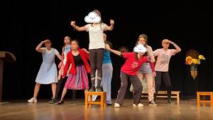 &Tau;&omicron; 1&omicron; &Gamma;&upsilon;&mu;&nu;ά&sigma;&iota;&omicron; &Alpha;&lambda;&epsilon;&xi;ά&nu;&delta;&rho;&epsilon;&iota;&alpha;&sigmaf; &sigma;&tau;&eta; &laquo;&Theta;&epsilon;&alpha;&tau;&rho;&iota;&kappa;ή Ά&nu;&omicron;&iota;&xi;&eta; &Epsilon;&phi;ή&beta;&omega;&nu;&raquo; - &Nu;έ&alpha; &pi;&alpha;&rho;ά&sigma;&tau;&alpha;&sigma;&eta; &tau;&omicron;&nu; &Mu;ά&iota;&omicron; &sigma;&tau;&omicron; &Pi;&nu;&epsilon;&upsilon;&mu;&alpha;&tau;&iota;&kappa;ό &Kappa;έ&nu;&tau;&rho;&omicron;