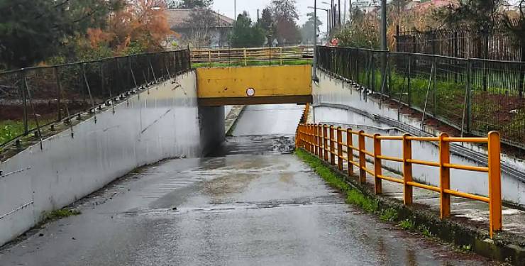 &Alpha;&pi;&alpha;&gamma;ό&rho;&epsilon;&upsilon;&sigma;&eta; &delta;&iota;έ&lambda;&epsilon;&upsilon;&sigma;&eta;&sigmaf; &alpha;&pi;ό &tau;&iota;&sigmaf; &upsilon;&pi;ό&gamma;&epsilon;&iota;&epsilon;&sigmaf; &delta;&iota;&alpha;&beta;ά&sigma;&epsilon;&iota;&sigmaf; &sigma;&tau;&omicron; &Pi;&lambda;&alpha;&tau;ύ &Eta;&mu;&alpha;&theta;ί&alpha;&sigmaf; &kappa;&alpha;&iota; &sigma;&tau;&eta;&nu; &omicron;&delta;ό &Nu;&eta;&sigma;&epsilon;&lambda;ί&omicron;&upsilon; - &Nu;&eta;&sigma;&epsilon;&lambda;&omicron;&upsilon;&delta;ί&omicron;&upsilon;, &lambda;ό&gamma;&omega; &upsilon;&psi;&eta;&lambda;ή&sigmaf; &sigma;&tau;ά&theta;&mu;&eta;&sigmaf; &upsilon;&delta;ά&tau;&omega;&nu;