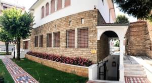 &Kappa;&lambda;&epsilon;&iota;&sigma;&tau;ά &tau;&alpha; &gamma;&rho;&alpha;&phi;&epsilon;ί&alpha; &tau;&eta;&sigmaf; &Iota;&epsilon;&rho;ά&sigmaf; &Mu;&eta;&tau;&rho;&omicron;&pi;ό&lambda;&epsilon;&omega;&sigmaf; - &Delta;&epsilon;ί&tau;&epsilon; &pi;ό&tau;&epsilon;