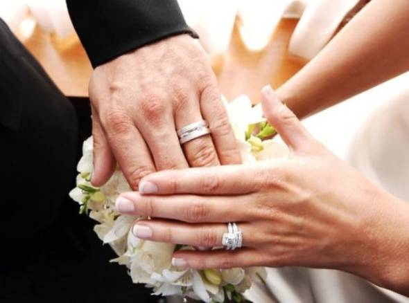 &laquo;&Kappa;&alpha;&lambda;ά &sigma;&tau;έ&phi;&alpha;&nu;&alpha;&raquo; &mu;&epsilon; &delta;ή&lambda;&omega;&sigma;&eta; &gamma;&rho;ή&gamma;&omicron;&rho;&alpha; &kappa;&alpha;&iota; &epsilon;ύ&kappa;&omicron;&lambda;&alpha; &sigma;&tau;&omicron; gov.gr