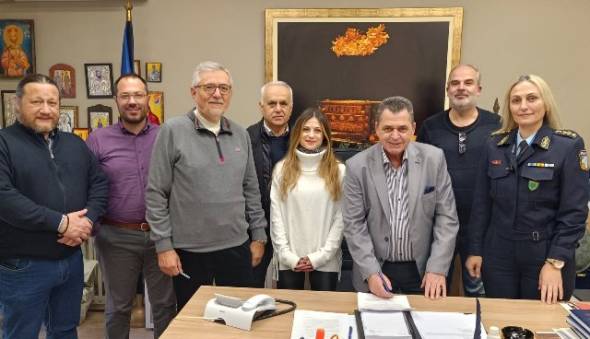 &Upsilon;&pi;&omicron;&gamma;&rho;ά&phi;&eta;&kappa;&epsilon; &eta; &sigma;ύ&mu;&beta;&alpha;&sigma;&eta; &gamma;&iota;&alpha; &nu;έ&omicron;&upsilon;&sigmaf; &kappa;&omicron;&iota;&tau;ώ&nu;&epsilon;&sigmaf; &sigma;&tau;&eta; &Sigma;&chi;&omicron;&lambda;ή &Mu;&epsilon;&tau;&epsilon;&kappa;&pi;&alpha;ί&delta;&epsilon;&upsilon;&sigma;&eta;&sigmaf; &tau;&eta;&sigmaf; &Epsilon;&Lambda;.&Alpha;&Sigma;. &sigma;&tau;&eta; &Beta;έ&rho;&omicron;&iota;&alpha;