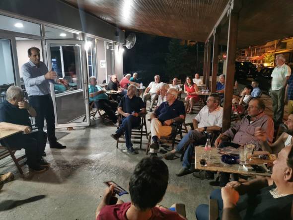 &Alpha;. &Beta;&epsilon;&sigma;&upsilon;&rho;ό&pi;&omicron;&upsilon;&lambda;&omicron;&sigmaf;: "&Nu;έ&omicron; &kappa;&omicron;&iota;&nu;&omega;&nu;&iota;&kappa;ό &sigma;&upsilon;&mu;&beta;ό&lambda;&alpha;&iota;&omicron; &alpha;&nu;ά&mu;&epsilon;&sigma;&alpha; &sigma;&epsilon; &kappa;&rho;ά&tau;&omicron;&sigmaf;, &epsilon;&pi;&iota;&chi;&epsilon;&iota;&rho;ή&sigma;&epsilon;&iota;&sigmaf; &kappa;&alpha;&iota; &epsilon;&rho;&gamma;&alpha;&zeta;&omicron;&mu;έ&nu;&omicron;&upsilon;&sigmaf;"