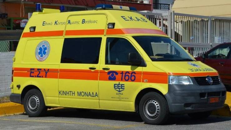 Νεκρή 69χρονη που παρασύρθηκε από το αυτοκίνητό της – Δεν έβαλε χειρόφρενο