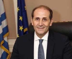 Μήμυμα του  Απόστολου Βεσυρόπουλου  για τις ΠΑΝΕΛΛΑΔΙΚΕΣ ΕΞΕΤΑΣΕΙΣ
