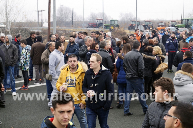 24ωρος αποκλεισμός σε 62 μπλόκα της χώρας το Σάββατο 6/2