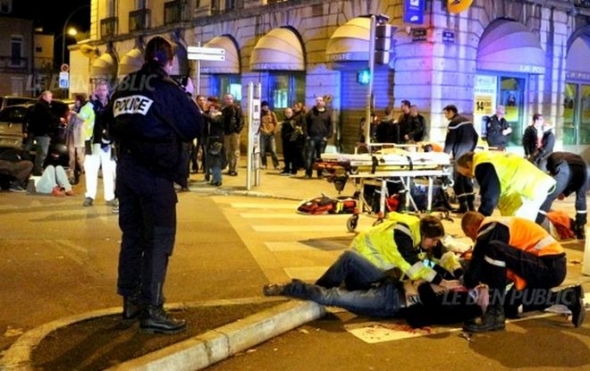 Τρομοκρατικές επιθέσεις στο Παρίσι Σφαγή και τρόμος στο Παρίσι - 153 νεκροί σε 6 επιθέσεις