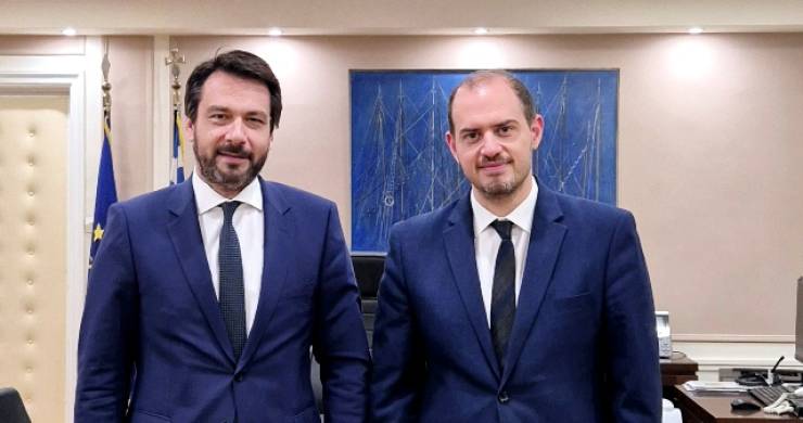 Ο Τάσος Μπαρτζώκας στον Υφυπουργό Εθνικής Οικονομίας για δίκαιη εφαρμογή του τελωνειακού νόμου στους μικρούς οινοπαραγωγούς
