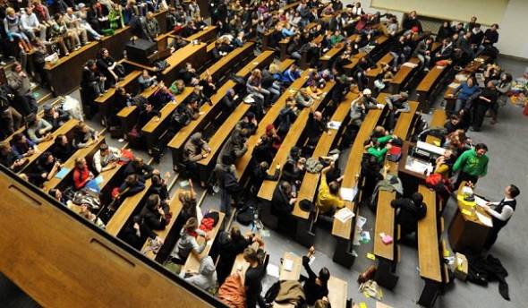 &Mu;&epsilon;&tau;&epsilon;&gamma;&gamma;&rho;&alpha;&phi;έ&sigmaf; &phi;&omicron;&iota;&tau;&eta;&tau;ώ&nu; 2017: &Alpha;&pi;ό &tau;&eta;&nu; &Pi;έ&mu;&pi;&tau;&eta; 5/10  &omicron;&iota; &alpha;&iota;&tau;ή&sigma;&epsilon;&iota;&sigmaf; - Ό&lambda;&eta; &eta; &alpha;&nu;&alpha;&lambda;&upsilon;&tau;&iota;&kappa;ή &epsilon;&gamma;&kappa;ύ&kappa;&lambda;&iota;&omicron;&sigmaf;