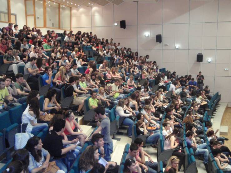Ξεκινούν οι αιτήσεις για το φοιτητικό στεγαστικό επίδομα