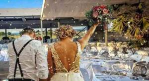 &Alpha;&Alpha;&Delta;&Epsilon;: &Psi;&eta;&phi;&iota;&alpha;&kappa;ό &laquo;&mu;ά&tau;&iota;&raquo; &sigma;&epsilon; &gamma;ά&mu;&omicron;&upsilon;&sigmaf;, &beta;&alpha;&phi;&tau;ί&sigma;&iota;&alpha;, &pi;ά&rho;&tau;&iota; &kappa;&alpha;&iota; &delta;&epsilon;&xi;&iota;ώ&sigma;&epsilon;&iota;&sigmaf; - &Tau;&iota; &alpha;&lambda;&lambda;ά&zeta;&epsilon;&iota; &mu;&epsilon;&tau;ά &tau;&omicron; &Pi;ά&sigma;&chi;&alpha;