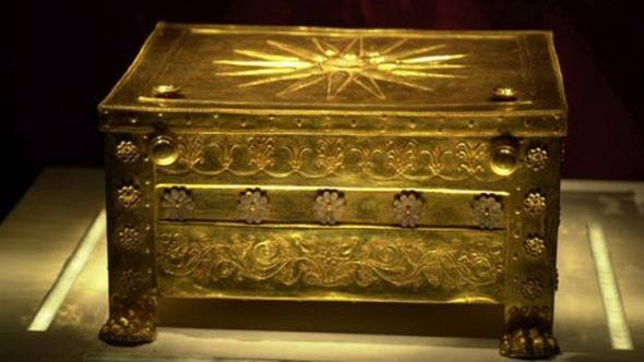 &Epsilon;&pi;&alpha;&nu;&epsilon;&xi;έ&tau;&alpha;&sigma;&eta; &tau;&omega;&nu; &omicron;&sigma;&tau;ώ&nu; &tau;&omega;&nu; &beta;&alpha;&sigma;&iota;&lambda;&iota;&kappa;ώ&nu; &tau;ά&phi;&omega;&nu; &tau;&eta;&sigmaf; &Beta;&epsilon;&rho;&gamma;ί&nu;&alpha;&sigmaf;