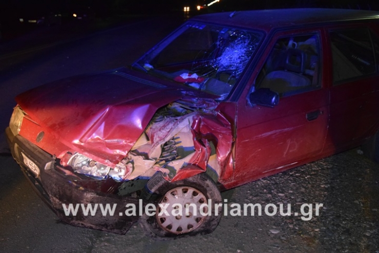 Τροχαίο ατύχημα στην ΠΕΟ Αλεξάνδρειας - Βέροιας ανάμεσα Καβάσιλα - Σταυρό