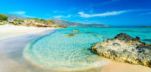 Καιρός: Γενικά αίθριος με παροδικές νεφώσεις στα ορεινά