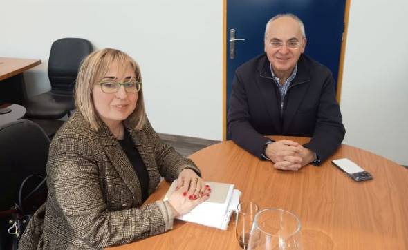 &Sigma;&tau;έ&lambda;&lambda;&alpha; &Alpha;&rho;&alpha;&mu;&pi;&alpha;&tau;&zeta;ή: &Theta;&epsilon;&tau;&iota;&kappa;ή &epsilon;&xi;έ&lambda;&iota;&xi;&eta; &sigma;&tau;&omicron; έ&rho;&gamma;&omicron; &sigma;ύ&nu;&delta;&epsilon;&sigma;&eta;&sigmaf; &tau;&eta;&sigmaf; &Nu;ά&omicron;&upsilon;&sigma;&alpha;&sigmaf; &mu;&epsilon; &tau;&eta;&nu; &epsilon;&gamma;&nu;&alpha;&tau;ί&alpha; &omicron;&delta;ό