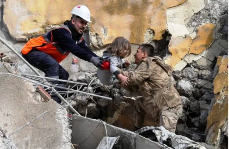 Ο Δήμος Αλεξάνδρειας συγκεντρώνει ανθρωπιστική βοήθεια στο ΚΑΠΗ για τους σεισμοπαθείς σε Τουρκία και Συρία