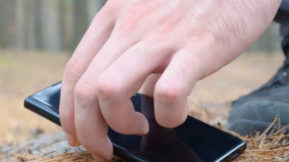 &Pi;&rho;&omicron;&sigma;&omicron;&chi;ή! &Chi;ά&theta;&eta;&kappa;&epsilon; &kappa;&iota;&nu;&eta;&tau;ό &tau;&eta;&lambda;έ&phi;&omega;&nu;&omicron; &sigma;&tau;&eta;&nu; &Alpha;&lambda;&epsilon;&xi;ά&nu;&delta;&rho;&epsilon;&iota;&alpha;