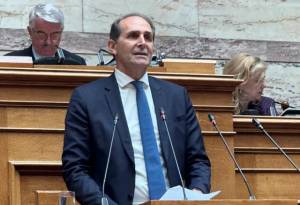 Πέθανε από ανακοπή καρδιάς ο Απόστολος Βεσυρόπουλος σε ηλικία 59 ετών