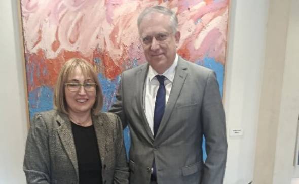 &Sigma;&upsilon;&nu;ά&nu;&tau;&eta;&sigma;&eta; &Sigma;&tau;έ&lambda;&lambda;&alpha;&sigmaf; &Alpha;&rho;&alpha;&mu;&pi;&alpha;&tau;&zeta;ή &mu;&epsilon; &tau;&omicron;&nu; &Upsilon;&pi;&omicron;&upsilon;&rho;&gamma;ό &Alpha;&nu;ά&pi;&tau;&upsilon;&xi;&eta;&sigmaf;, &Tau;ά&kappa;&eta; &Theta;&epsilon;&omicron;&delta;&omega;&rho;&iota;&kappa;ά&kappa;&omicron; &gamma;&iota;&alpha; &kappa;&rho;ί&sigma;&iota;&mu;&alpha; &alpha;&nu;&alpha;&pi;&tau;&upsilon;&xi;&iota;&alpha;&kappa;ά &zeta;&eta;&tau;ή&mu;&alpha;&tau;&alpha; &tau;&eta;&sigmaf; &Eta;&mu;&alpha;&theta;ί&alpha;&sigmaf;