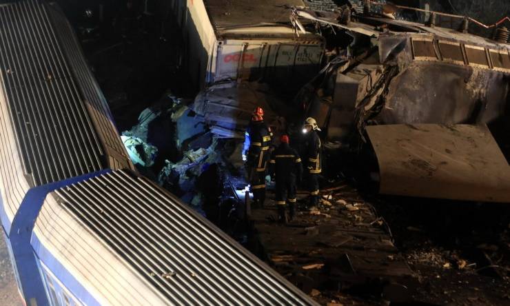Τραγωδία - Σύγκρουση τρένων στα Τέμπη: Δραματικός ο αριθμός των νεκρών και πάνω από 85 οι τραυματίες