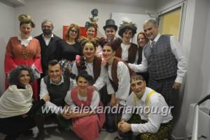 Η πρώτη παράσταση στο Συνεδριακό-Εκθεσιακό Κέντρο της Αλεξάνδρειας από τους &quot;Ηλίθιους&quot; της θεατρικής ομάδας (φώτο-βίντεο)