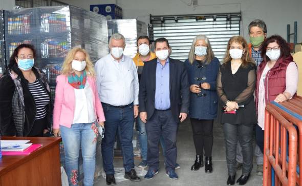 &Pi;&epsilon;&rho;&iota;&phi;έ&rho;&epsilon;&iota;&alpha; &Eta;&mu;&alpha;&theta;ί&alpha;&sigmaf; : &Delta;&omega;&rho;&epsilon;ά&nu; &gamma;&epsilon;ύ&mu;&alpha;&tau;&alpha; &sigma;&epsilon; 1.767 &delta;&iota;&kappa;&alpha;&iota;&omicron;ύ&chi;&omicron;&upsilon;&sigmaf;