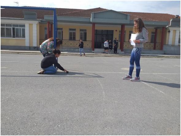 &Tau;&omicron; &Pi;&epsilon;ί&rho;&alpha;&mu;&alpha; &tau;&omicron;&upsilon; &Epsilon;&rho;&alpha;&tau;&omicron;&sigma;&theta;έ&nu;&eta; &sigma;&tau;&omicron; 1&omicron; &Gamma;&upsilon;&mu;&nu;ά&sigma;&iota;&omicron; &Alpha;&lambda;&epsilon;&xi;ά&nu;&delta;&rho;&epsilon;&iota;&alpha;&sigmaf;- &Upsilon;&pi;&omicron;&lambda;ό&gamma;&iota;&sigma;&alpha;&nu; &tau;&eta;&nu; &alpha;&kappa;&tau;ί&nu;&alpha; &tau;&eta;&sigmaf; &Gamma;&eta;&sigmaf; (&phi;ώ&tau;&omicron;)