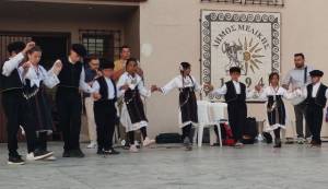 Με επιτυχία πραγματοποιήθηκε την Κυριακή 15 Ιουνίου το 17ο Παιδικό Φεστιβάλ Παραδοσιακών Χορών του Λαογραφικού Ομίλου Μελίκης και Περιχώρων