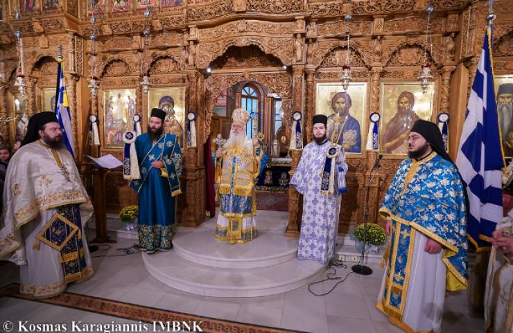 Η ηρωική και αγιοτόκος Νάουσα εόρτασε τα Ελευθέρια της