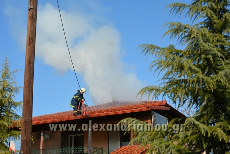 Φωτιά σε στέγη οικίας στο Σταυρό Ημαθίας